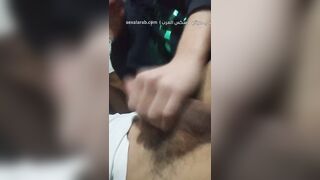 تجربتي مع سالب خدران في عالم سكس شواذ - جنس