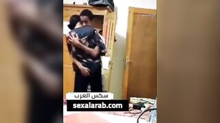 لقاء محارم مثير بين أخ وأخته في مصر: سكس